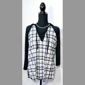 L Black White Plaid Hoodie Top